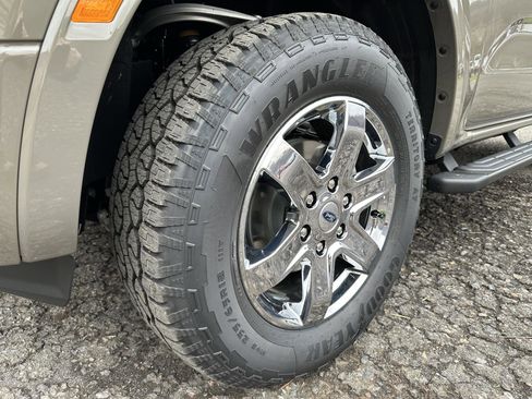 New 2025 Ford Ranger Lariat w/ Chrome Accent Package image 14