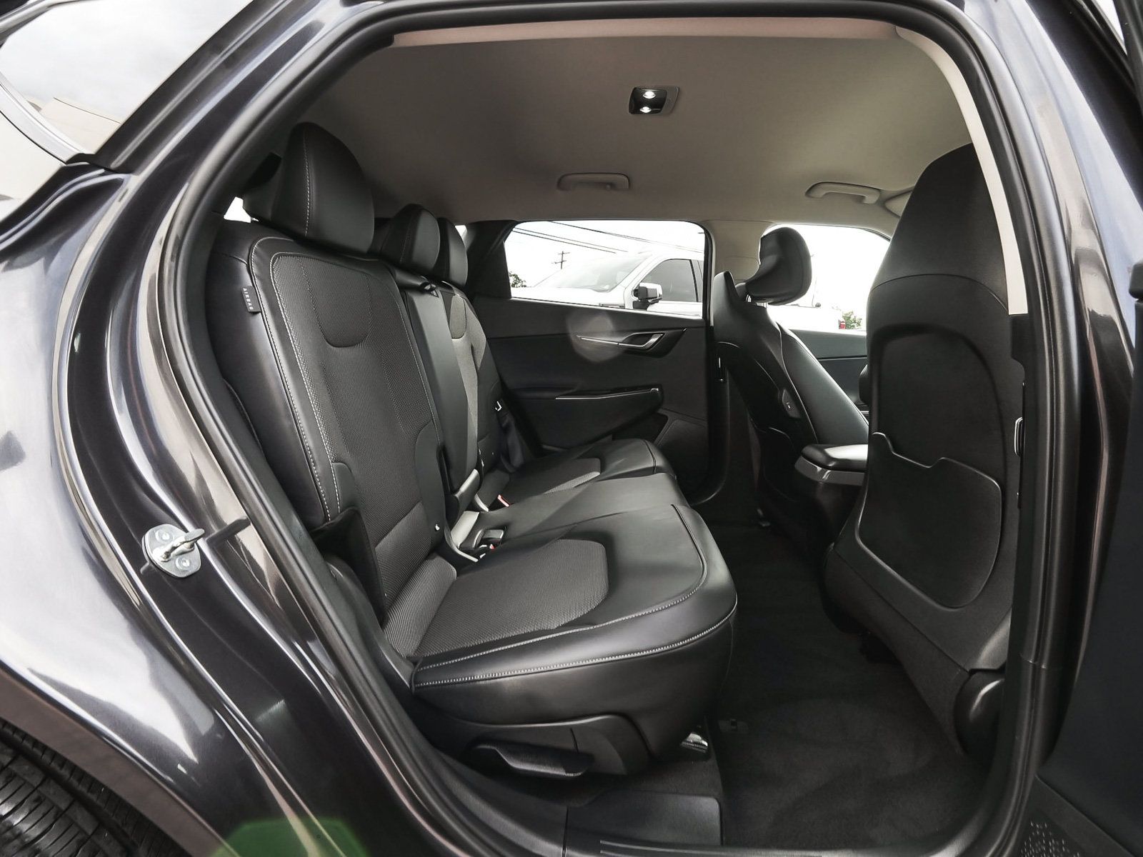 Used 2025 Kia EV6 Light w/ Light LR Technology Package AWD/4WD image 36