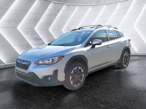 Used 2023 Subaru Crosstrek 2.0i Premium w/ Popular Package #4 AWD/4WD image 3