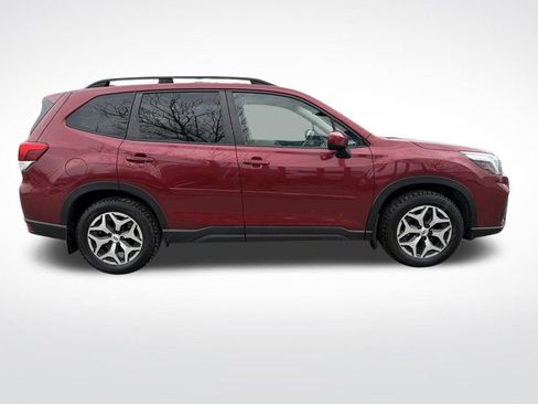 Used 2021 Subaru Forester Premium image 19