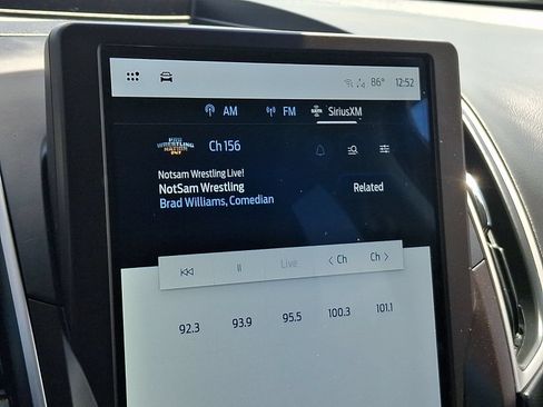 Used 2021 Ford Edge SEL w/ Convenience Package AWD/4WD image 17