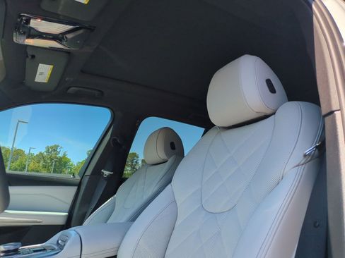 Certified 2024 BMW X5 xDrive40i w/ Premium Package AWD/4WD image 16