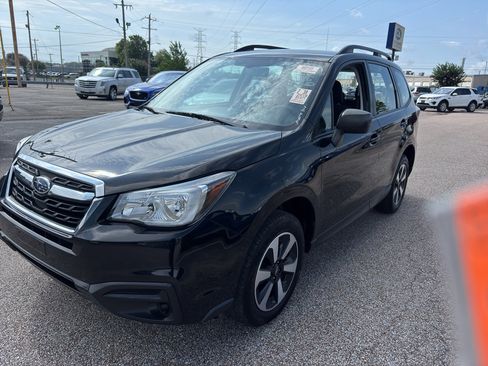 Used 2018 Subaru Forester 2.5i w/ Alloy Wheel Package AWD/4WD image 1