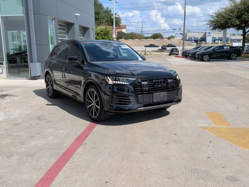 Used 2023 Audi Q7 3.0T Prestige w/ Prestige Package AWD/4WD image 2