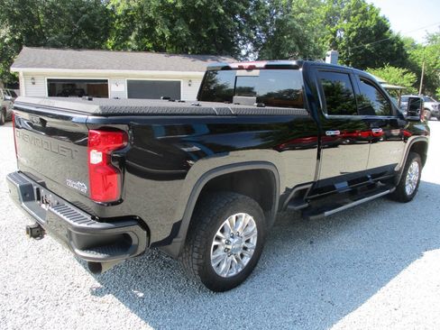 Used 2020 Chevrolet Silverado 2500 High Country w/ Z71 Off-Road Package image 5