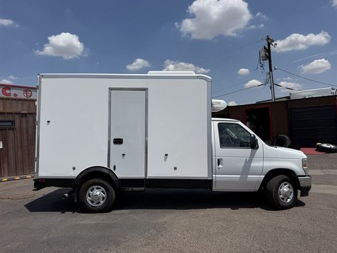 Used 2024 Ford E-350 and Econoline 350 Super Duty w/ Power Windows & Locks Group RWD image 2