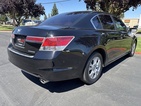 Used 2011 Honda Accord SE image 11