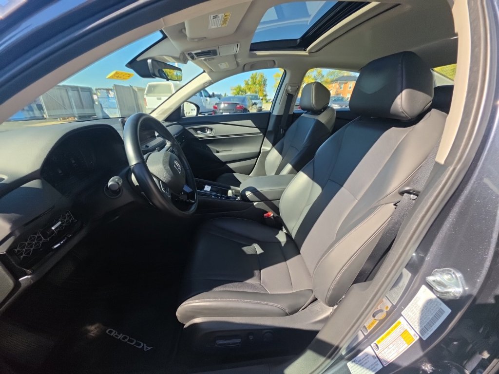 Used 2025 Honda Accord EX-L image 13