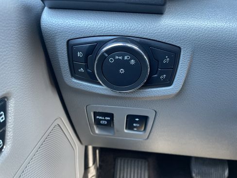 Used 2015 Ford F150 XLT w/ Equipment Group 301A Mid image 26