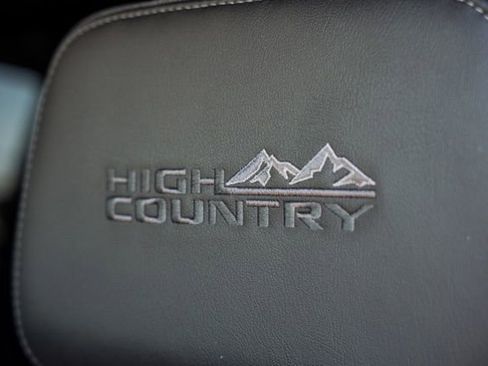 Used 2021 Chevrolet Silverado 1500 High Country w/ Safety Package II AWD/4WD image 16