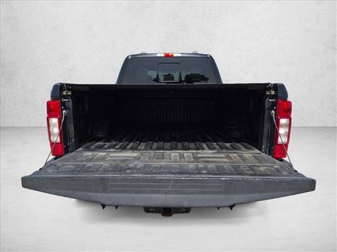Used 2022 Ford F250 XLT w/ XLT Premium Package AWD/4WD image 6