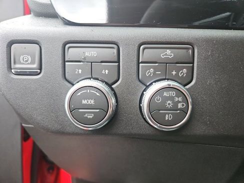 New 2026 GMC Sierra 1500 Elevation AWD/4WD image 13