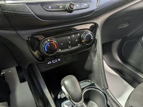 Used 2023 Buick Encore GX Preferred w/ Cold Weather Comfort Package AWD/4WD image 23