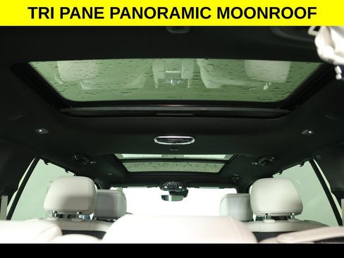 Used 2026 Jeep Grand Wagoneer Summit AWD/4WD image 2