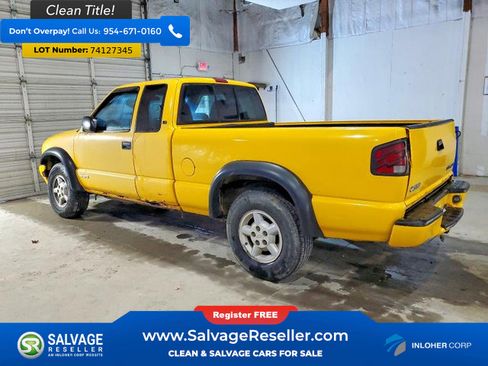 Used 2003 Chevrolet S10 Pickup LS w/ Convenience Package image 3