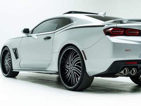 Used 2017 Chevrolet Camaro LT w/ RS Package image 20