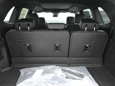 New 2026 Buick Enclave Avenir w/ Super Cruise Package image 13