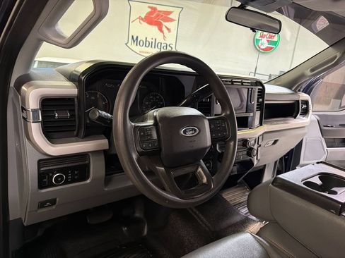 Used 2023 Ford F350 XL w/ 360-Degree Camera Package AWD/4WD image 26