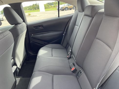 Used 2024 Toyota Corolla LE w/ LE Convenience Package FWD image 13