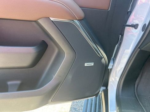 Used 2026 Chevrolet Suburban High Country AWD/4WD image 14