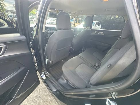Used 2026 Kia Sportage LX AWD/4WD image 23