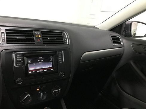 Used 2017 Volkswagen Jetta S FWD image 26