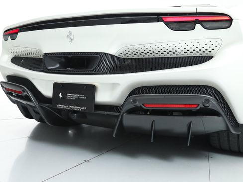 Certified 2025 Ferrari 296 GTS RWD image 37