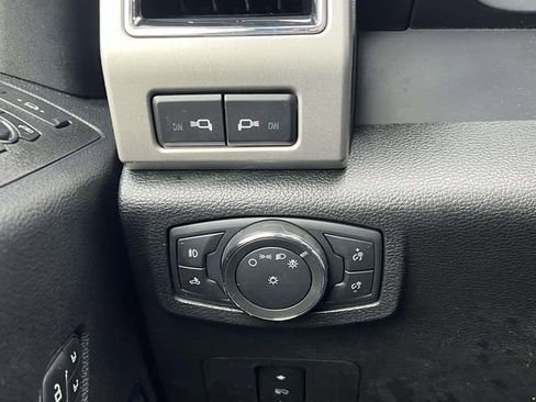 Used 2021 Ford F350 Lariat w/ Tremor Off-Road Package image 29