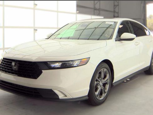 Used 2024 Honda Accord EX image 1