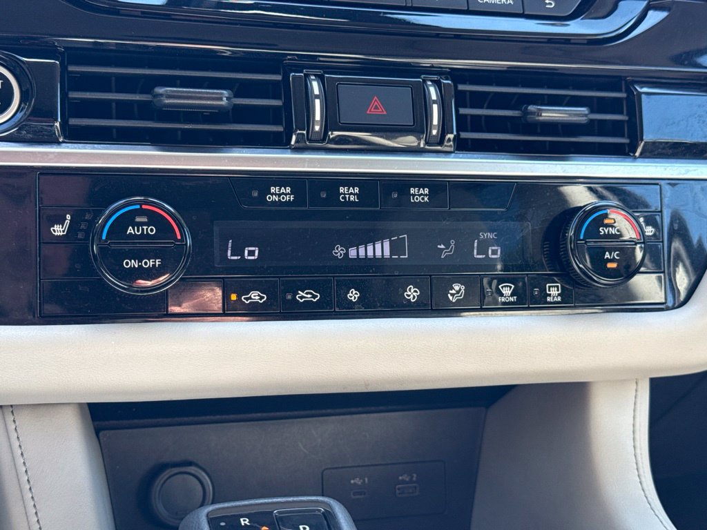Certified 2024 Nissan Pathfinder SV w/ SV Premium Package FWD image 20