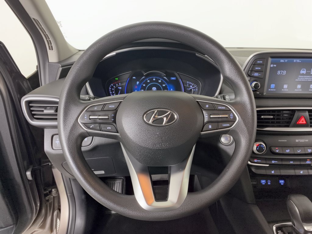 Used 2019 Hyundai Santa Fe SEL FWD image 9