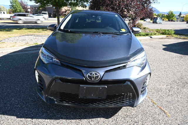 Used 2018 Toyota Corolla XSE FWD image 4
