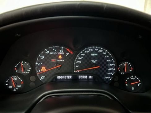 Used 2001 Chevrolet Corvette Z06 w/ Memory Pkg RWD image 12