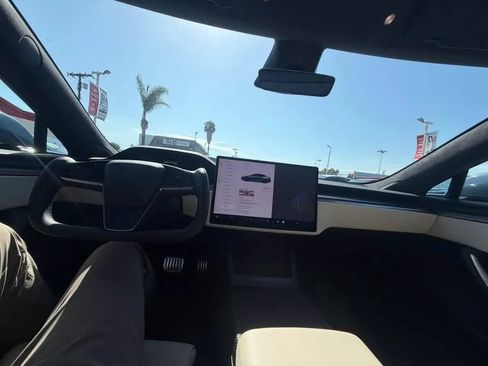 Used 2026 Tesla Model S Plaid AWD/4WD image 7
