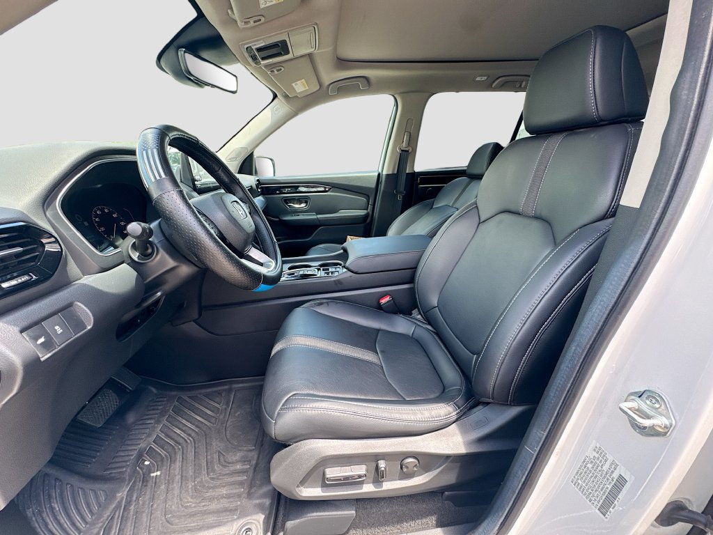 Used 2025 Honda Pilot Touring image 22
