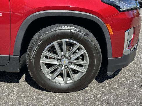 Used 2023 Chevrolet Traverse LT w/ LPO, Floor Liner Package AWD/4WD image 10