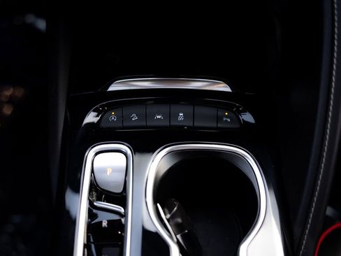 Used 2022 Buick Envision Essence w/ Sport Touring Package image 20