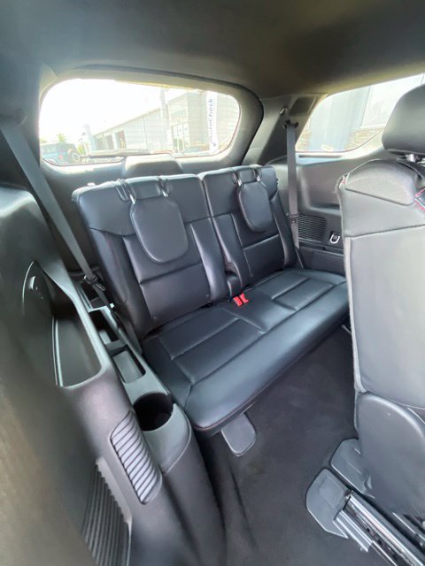 Used 2025 Ford Explorer ST-Line w/ ST-Line Street Pack AWD/4WD image 23