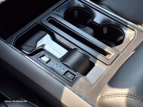 New 2025 Ford F150 Lariat w/ Equipment Group 501A Mid image 17