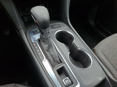 Used 2023 Chevrolet Equinox LT w/ LPO, Floor Liner Package AWD/4WD image 14