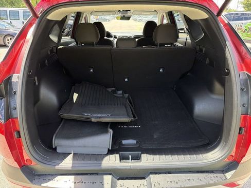 Used 2023 Hyundai Tucson SEL FWD image 21