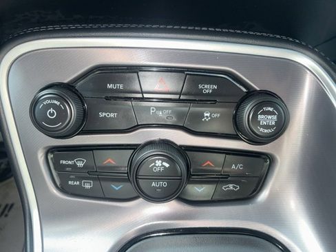 Used 2021 Dodge Challenger SXT w/ Plus Package image 25
