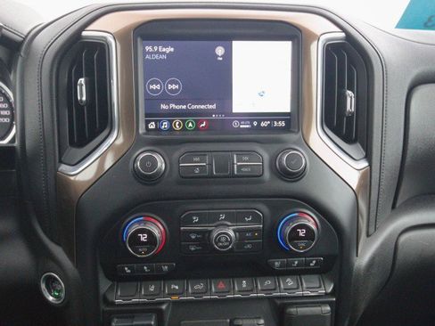 Used 2021 Chevrolet Silverado 3500 High Country w/ Technology Package image 26