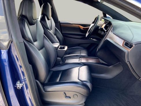 Used 2018 Tesla Model X 75D AWD/4WD image 8