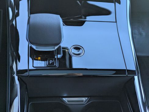 New 2026 Land Rover Range Rover Sport Dynamic SE AWD/4WD image 23