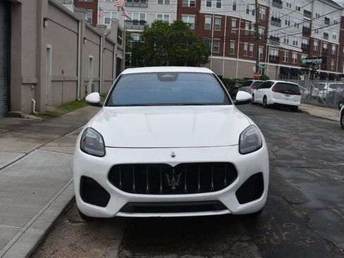 Used 2024 Maserati Grecale GT AWD/4WD image 2