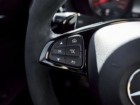 Used 2018 Mercedes-Benz AMG GT R image 59