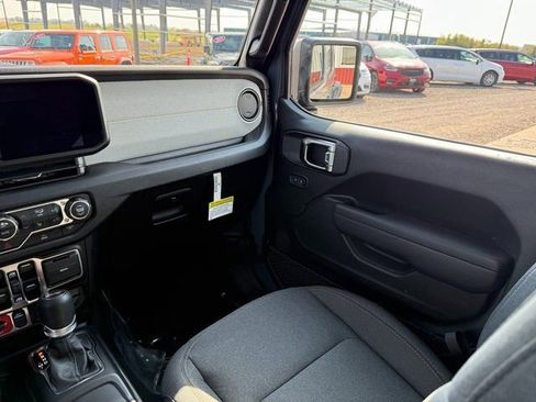 New 2026 Jeep Wrangler Unlimited Sport image 21
