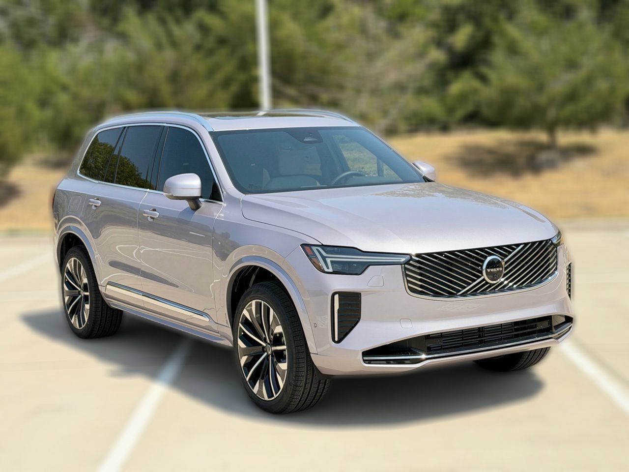 New 2026 Volvo XC90 T8 Plus w/ Protection Package Premier AWD/4WD image 5