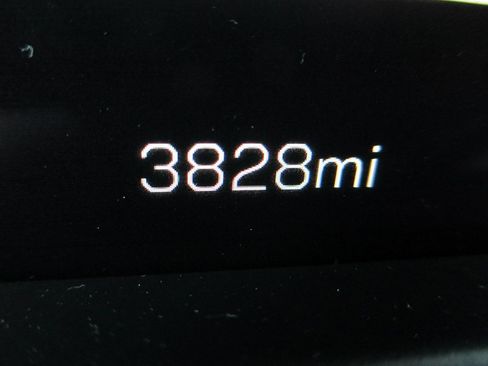 Certified 2026 GMC Acadia Denali Ultimate image 31